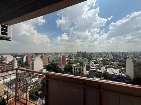 VENTA DEPARTAMENTO 3 AMBIENTES CON BALCÓN EN PARQUE PATRICIOS