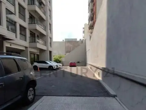 Méndez de Andes 500, Piso 0