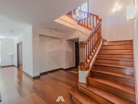 Casa en Venta en Carrasco , USD 1.300.000