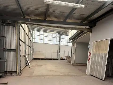 Galpon en Alquiler en Cipolletti, $ 8.000.000