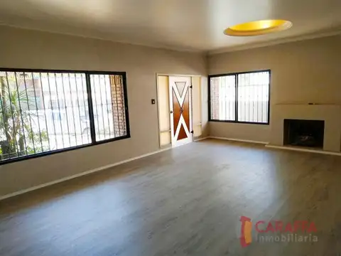 Apta BANCOR.  4 DORM QUINCHO PISCINA. PQUE CHACABUCO