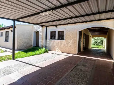 CASA 4 DORMITORIOS VENTA QUINCHO PILETA CAFAYATE