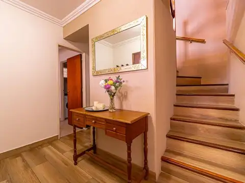 CASA VENTA SAN ISIDRO JARDIN PILETA APTO CREDITO