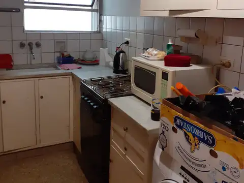 Oficina 2 ambientes con 1 baño