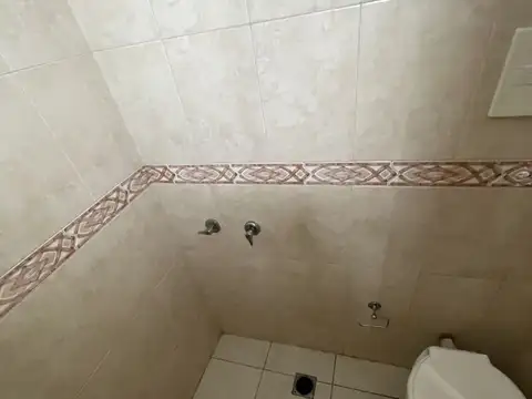 Local - Venta - Argentina, La Matanza - Bolivar 529