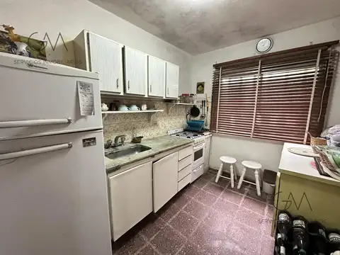 Casa 4 ambientes con 1 baño