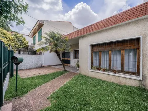 Casa | 5 Ambientes | Fondo Libre | Cochera | Haedo