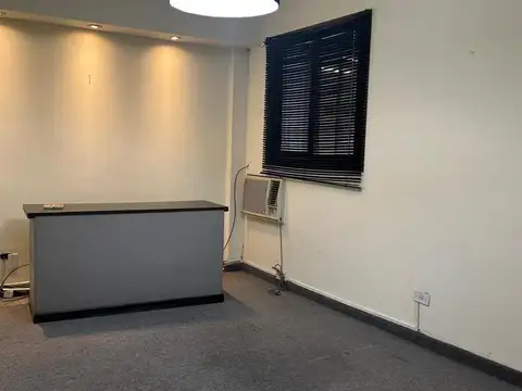 Uruguay 1025 , Piso 8