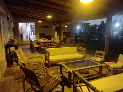 Casa en Alquiler de 2 dormitorios