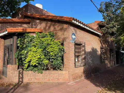 Casa en venta Rosario, Uriarte 499