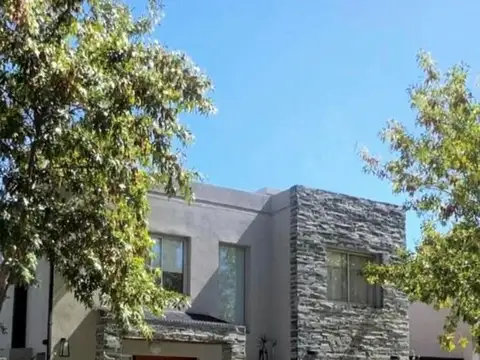 Casa  en Venta en La Cañada de Pilar, Pilar, G.B.A. Zona Norte