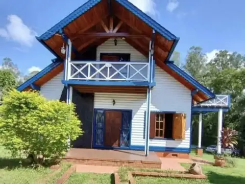 Casa 5 ambientes con 3 baños