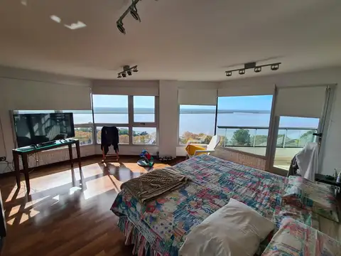 Av. Libertad al al 300 - Piso 19