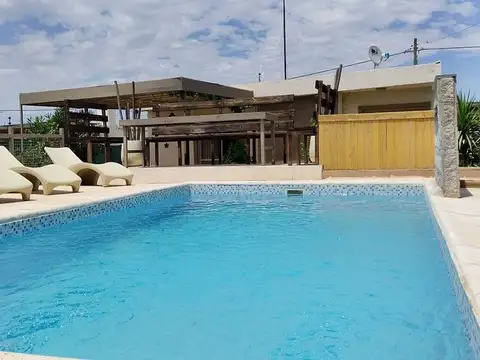 VENTA CASA CON PIELTA  LUJAN DE CUYO MENDOZA