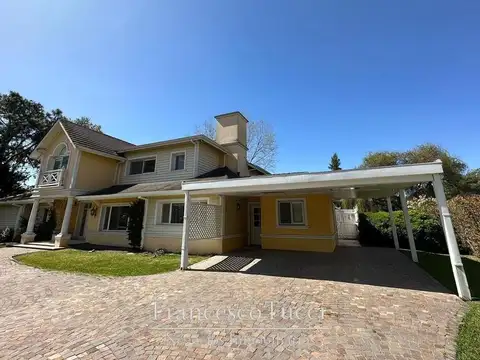 Casa en Alquiler de 5 dormitorios