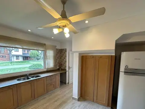 Casa en Alquiler al Oeste