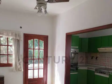 VENTA CASA 4 AMBIENTES QUILMES OESTE