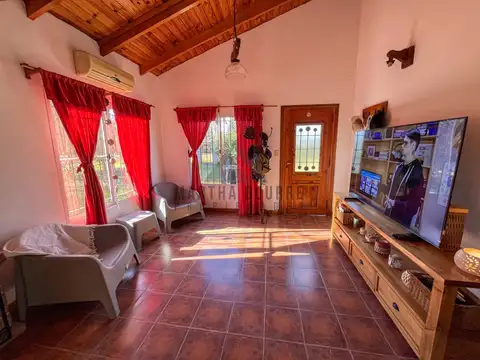 Casa en Venta con 1 cochera