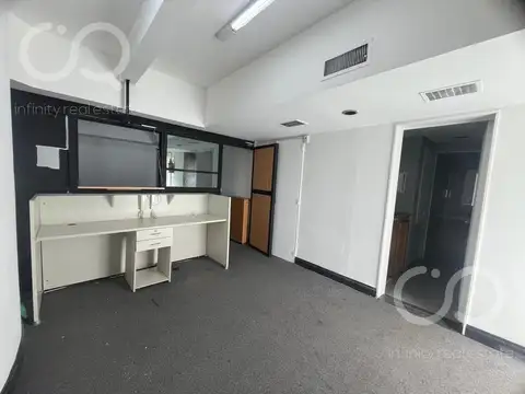 Oficina en Venta 25 años