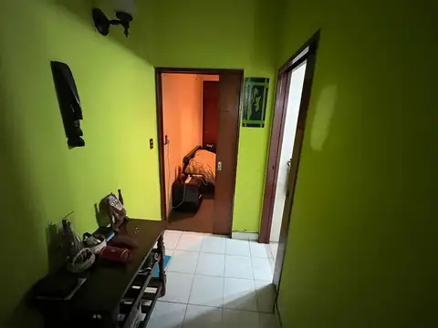 Casa en venta Moron con 3 PH patio y terraza