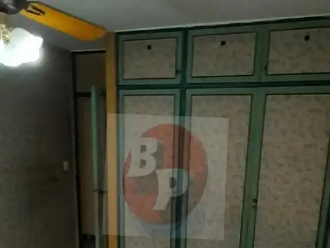 DEPTO 3 AMB. AL FRENTE EN BUEN ESTADO!.- OPORTUNIDAD UNICA 