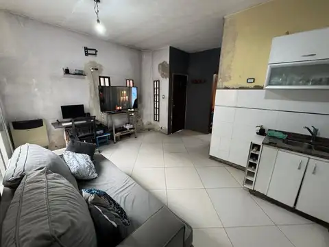 Depto Tipo Casa en Venta de 3 ambientes