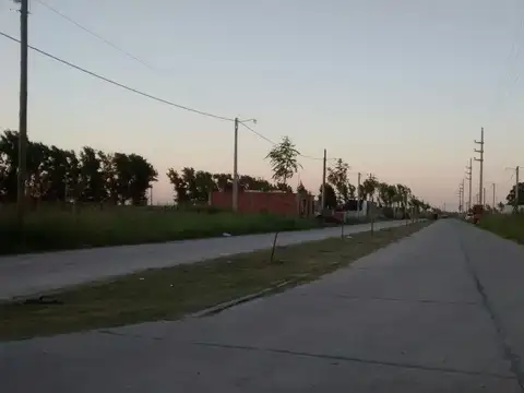 Terreno | 315 m² | Sobre Boulevard principal | Capitán Bermúdez | Barrio Quinta Cairo