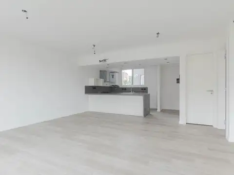 G Rawson 3500, Piso 1