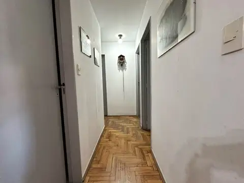 Venta Departamento 4 ambientes, balcon. Floresta