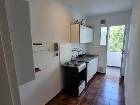 Departamento en Alquiler en Nuestra Señora De Lourdes, $ 350.000