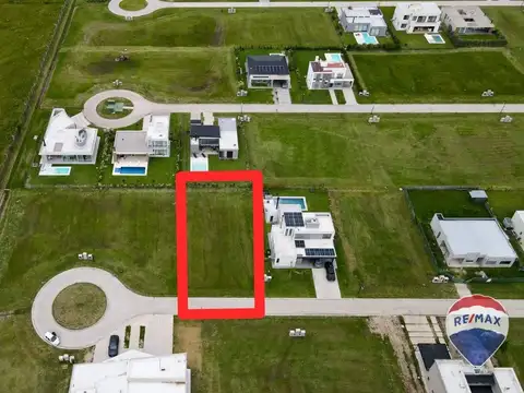 LOTE EN VENTA EN LARES DE CANNING, INTERNO.