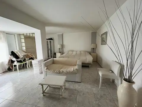 Casa + Local Comercial en el Cerro - Tejeda al 3900