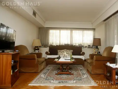 Casa 6 ambientes con 2 baños