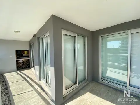 Excelente apartamento en Playa Brava