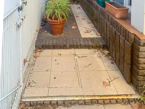 Casa 5 ambientes con 3 baños