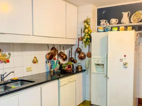 Casa de 4 dormitorios en Echesortu