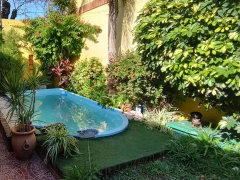 Casa 3 Ambientes con Pileta Quincho y Parrilla en Liniers