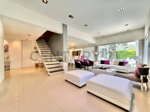 Casa en Venta en Altos Del Sol, USD 490.000