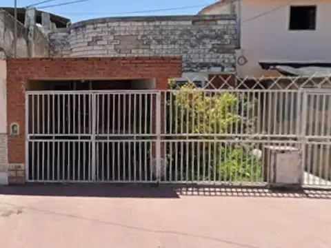 Venta de casa a refaccionar barrio congreso