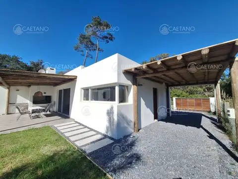 Casa en Venta en La Barra, USD 470.000