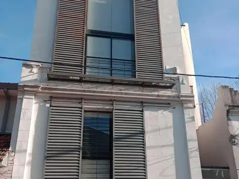 PH en venta - 1 Dormitorio 1 Baño - 40mts2 - Bernal