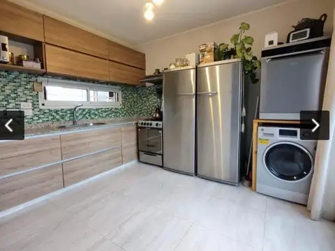 Casa 3 ambientes con 2 baños