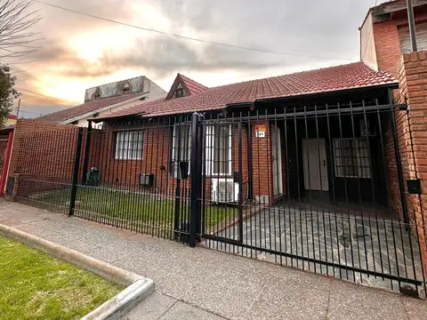 Casa en venta 4 ambientes en Ituzaingo Norte