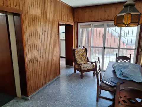 Depto Tipo Casa en Venta 50 años