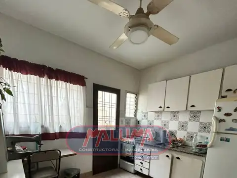 Depto Tipo Casa 3 ambientes con 2 baños