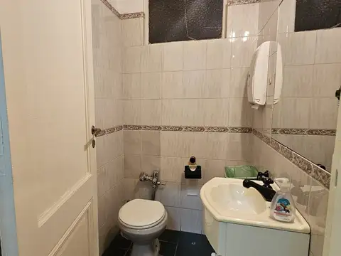 Venta Oficina 6 ambientes Recoleta