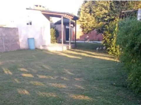 Quincho con pileta en Sauce Viejo