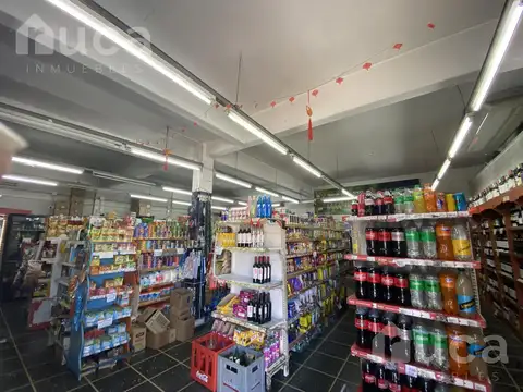 Local en Olivos-Maipu/Uzal