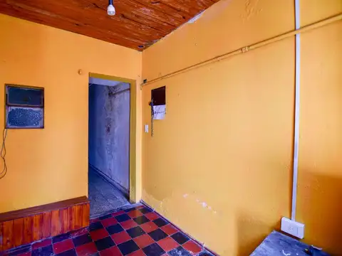 Avenida Montevideo entre Hamburgo y Londres 300