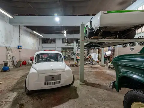 VENTA Galpón Taller Deposito TURDERA 199m2